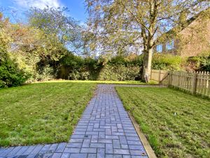 Front garden- click for photo gallery